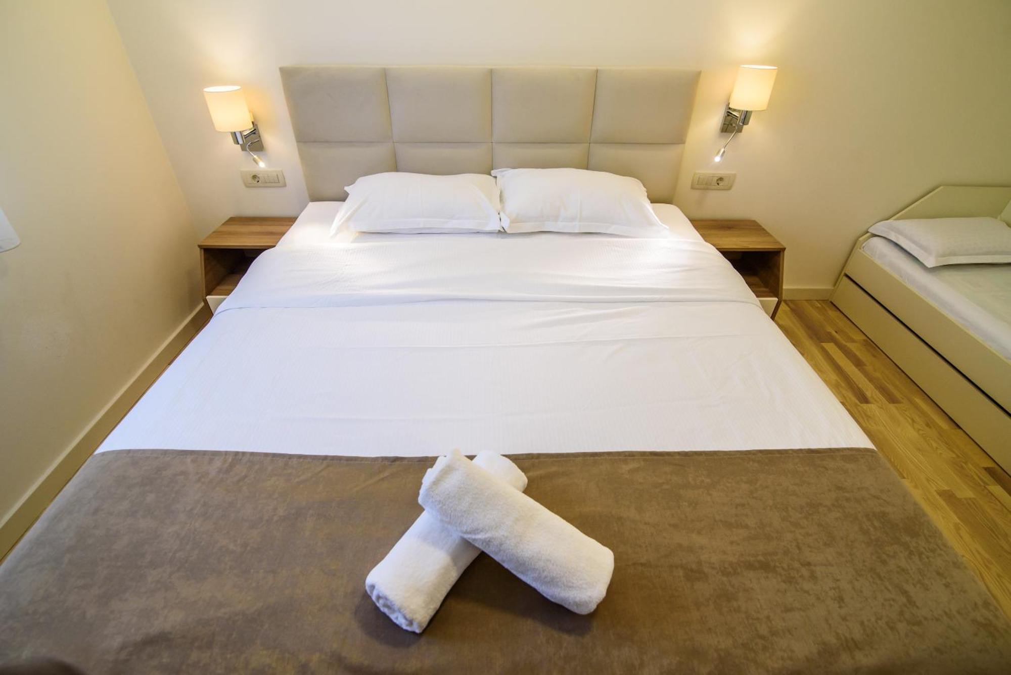 Apartments Leone Lukas Promajna Værelse billede